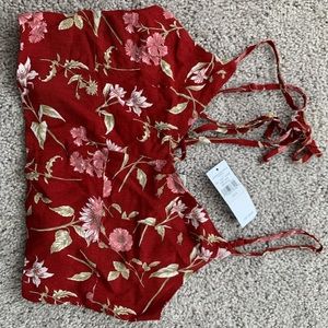 American Eagle halter crop